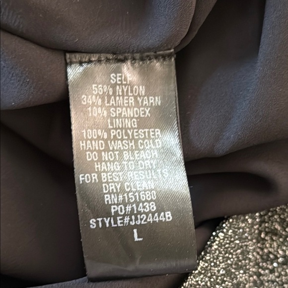 Storia Women’s Large Metallic Gray Silver Jumpsuit w Waist Tie - Picture 7 of 7